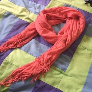 ThreadUP: Vera Wang coral/salmon colored scarf